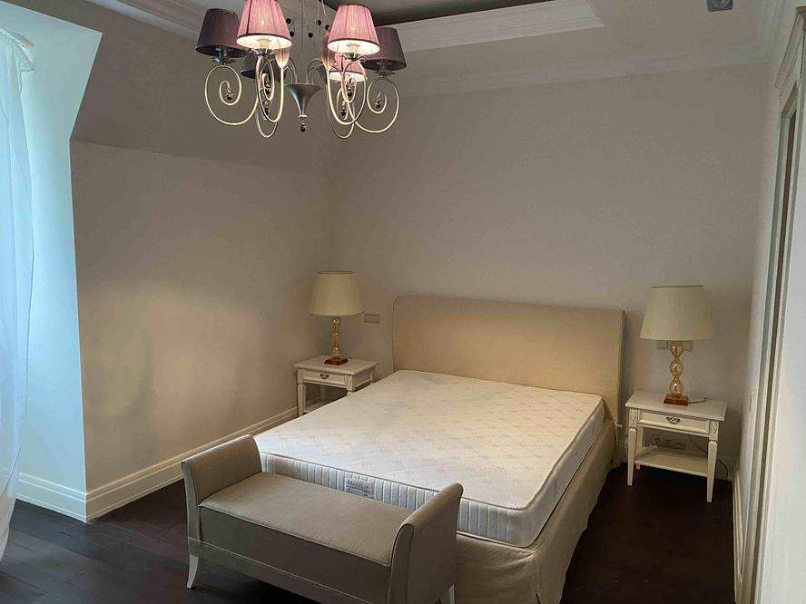 Продажа 3-комн квартиры на вторичном рынке деревня Захарово, Заречная улица,  д. 45