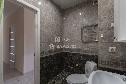 Продажа 2-комн квартиры на вторичном рынке Свердловский, Молодёжная улица,  д. 1