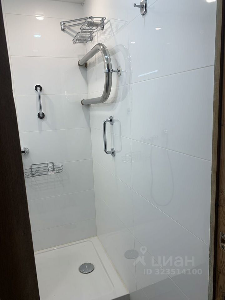 Продажа 3-комн квартиры на вторичном рынке улица Красный Казанец, 7