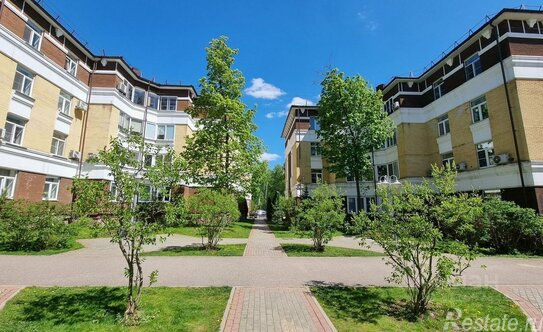 Продажа 4-комн квартиры на вторичном рынке Салтыковка, ул Черняховского,  д. 6