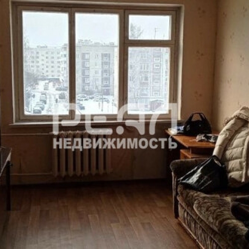 3-комн квартира Малое Верево, Школьная улица,  д. 4