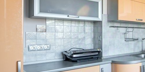 3-комн квартира проезд Черепановых, 32