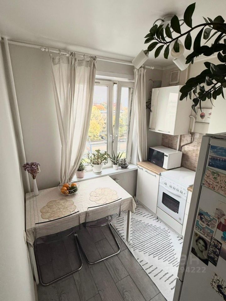 Продажа 1-комн квартиры на вторичном рынке улица Нижняя Масловка, 14