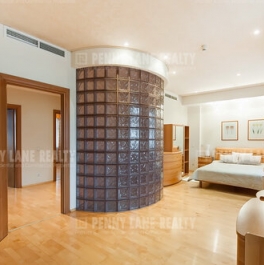 Аренда 2-комн квартиры на вторичном рынке Мелитопольская 2-я ул,  д. 15