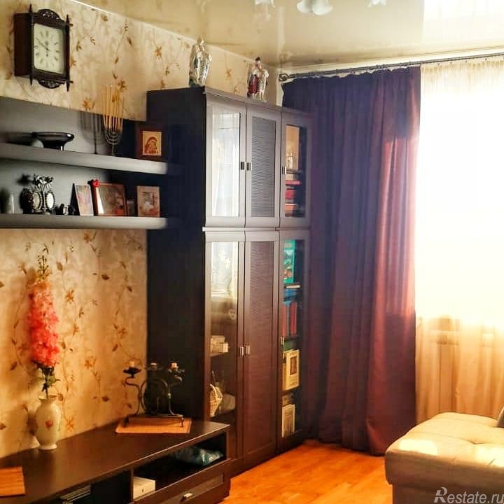 Продажа 2-комн квартиры на вторичном рынке Коммунар г, Пионерская ул ,  д. 19