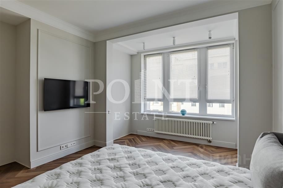 Продажа 4-комн квартиры на вторичном рынке Краснобогатырская улица, 90С22