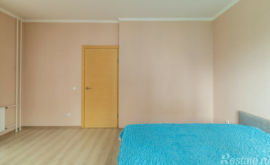 Продажа 3-комн квартиры на вторичном рынке Заневское городское поселение, Ясная улица,  д. 11 к1