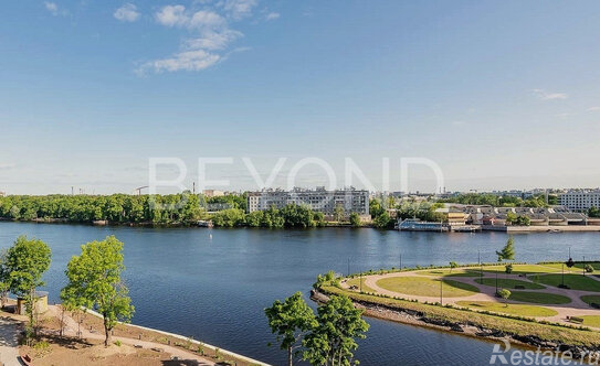 Продажа 5-комн квартиры на вторичном рынке Крестовский проспект,  д. 26