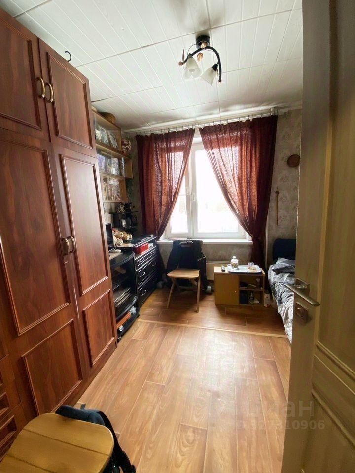 Продажа 3-комн квартиры на вторичном рынке Воронежская улица, 10