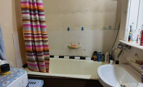 Продажа 2-комн квартиры на вторичном рынке улица Декабристов,  д. 1