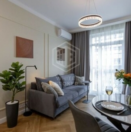 Продажа 2-комн квартиры на вторичном рынке улица Академика Королёва,  д. 13