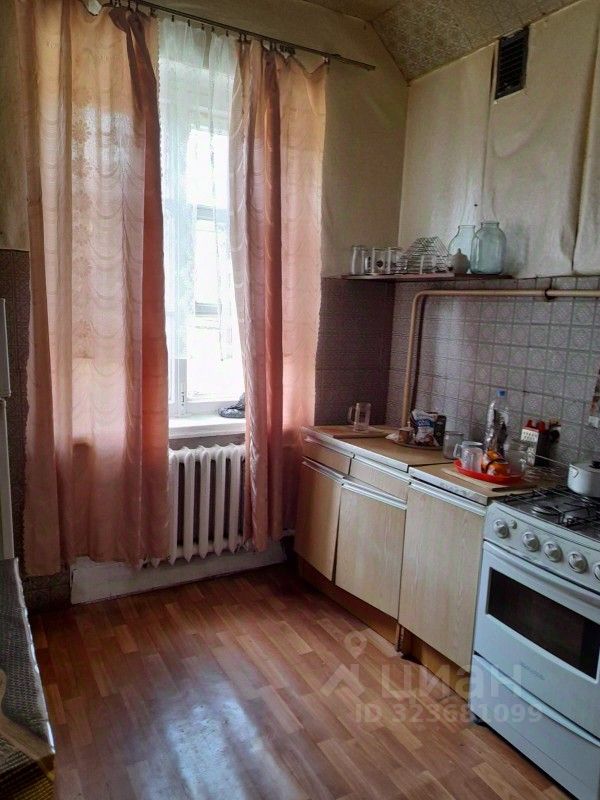 Продажа комнаты 2-й мкр, Имени Свердлова пгт, 25