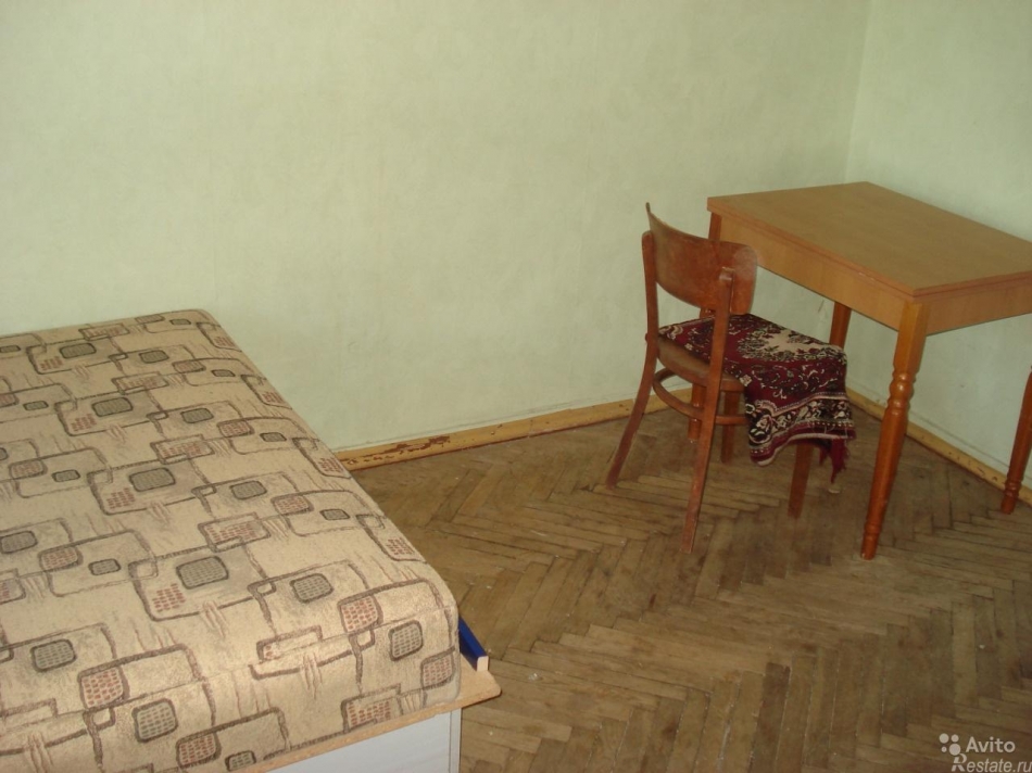 Аренда комнаты угол между Волоколамское ш и Дубосековская ул,  д. 10