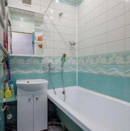 Продажа 3-комн квартиры на вторичном рынке Комендантский пр-кт ,  д. 27,  к. 2