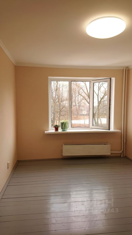 Продажа 2-комн квартиры на вторичном рынке д. Жучки, 8
