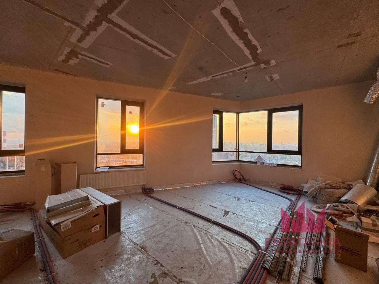 Продажа 4-комн квартиры на вторичном рынке улица Лобачевского, 120к1