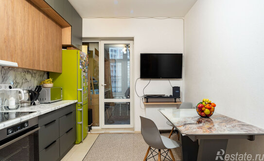 Продажа 1-комн квартиры на вторичном рынке Плесецкая ул,  д. 2,  к. 1