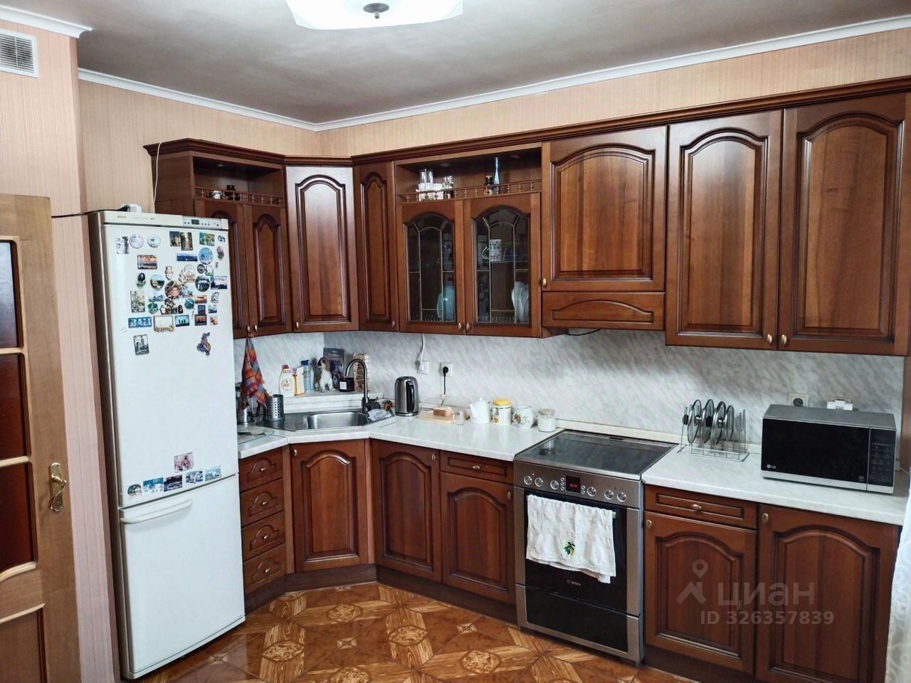 Продажа 3-комн квартиры на вторичном рынке Болотниковская улица, 5К3