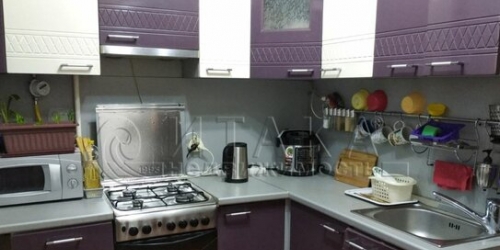 2-комн квартира ул Пионерстроя,  д. 18