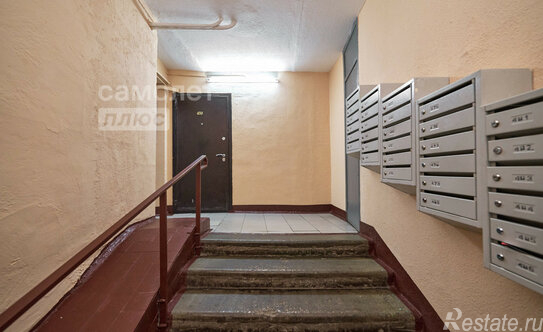 Продажа 1-комн квартиры на вторичном рынке Нежинская улица,  д. 13