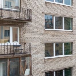 Продажа 4-комн квартиры на вторичном рынке 15-я Васильевского острова линия, 34