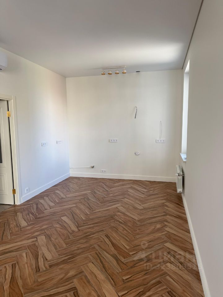 Аренда 3-комн квартиры на вторичном рынке улица Крузенштерна, 12к2