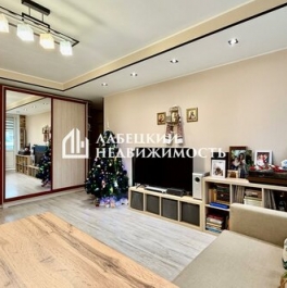 Продажа 3-комн квартиры на вторичном рынке Кировский район, Клубная улица,  д. 3