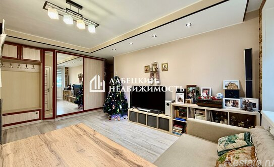 Продажа 3-комн квартиры на вторичном рынке Кировский район, Клубная улица,  д. 3