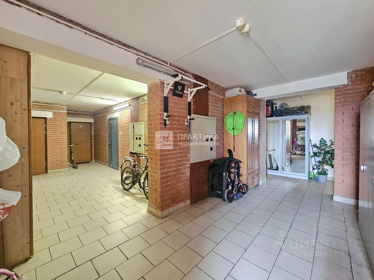 Продажа 1-комн квартиры на вторичном рынке Ивантеевка, улица Победы,  д. 16