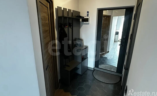 Продажа 1-комн квартиры на вторичном рынке Сарицкая улица,  д. 9