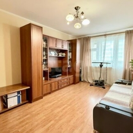 Продажа 2-комн квартиры на вторичном рынке улица Дмитриевского,  д. 9