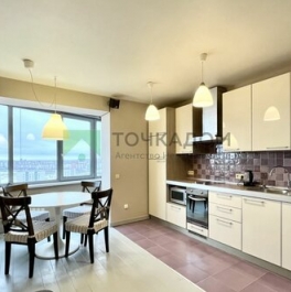 Продажа 2-комн квартиры на вторичном рынке проспект Сизова,  д. 21