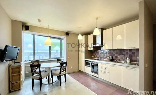 Продажа 2-комн квартиры на вторичном рынке проспект Сизова,  д. 21