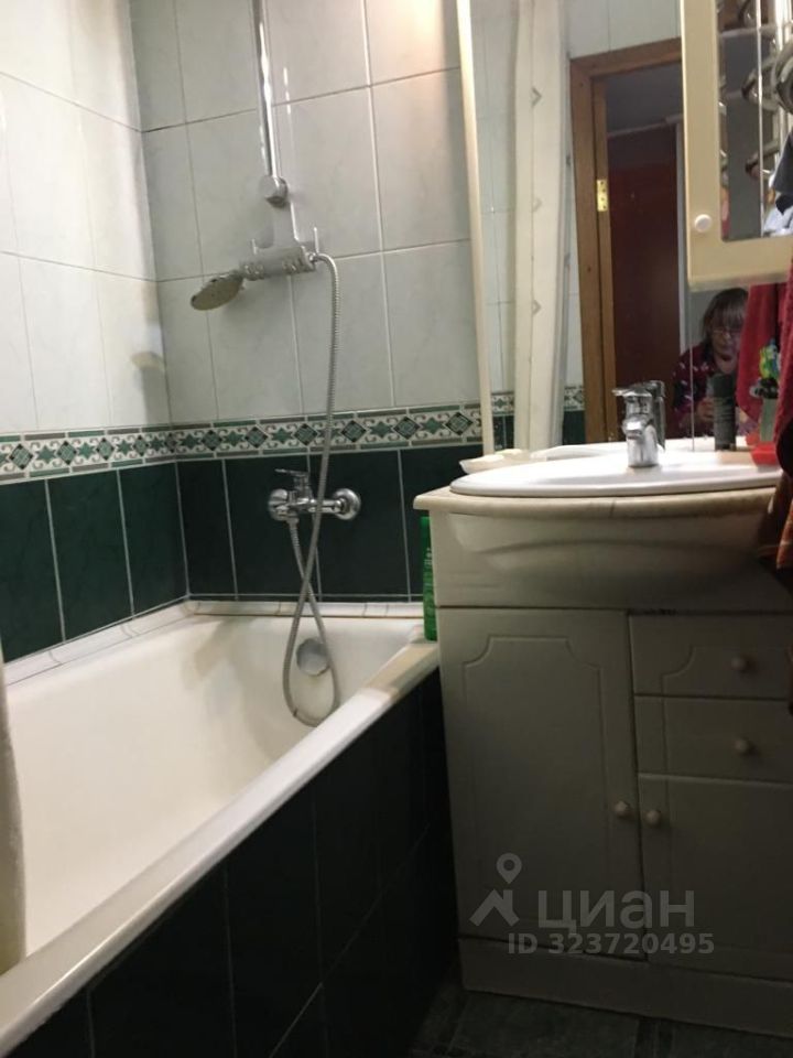 Продажа 3-комн квартиры на вторичном рынке улица Рокотова, 8К5