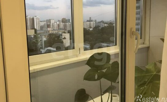 Продажа 1-комн квартиры на вторичном рынке Таможенный проезд,  д. 10