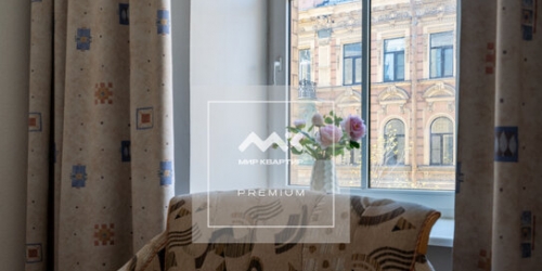 3-комн квартира Макаренко пер,  д. 14