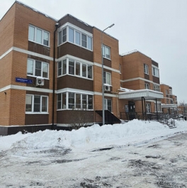 Продажа 2-комн квартиры на вторичном рынке ул Школьная,  д. 1,  к. 3