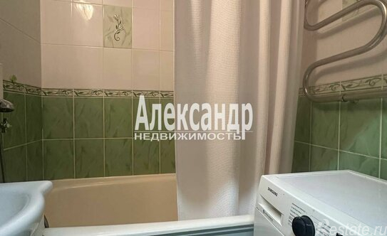 Продажа 2-комн квартиры на вторичном рынке Будапештская улица,  д. 110/23