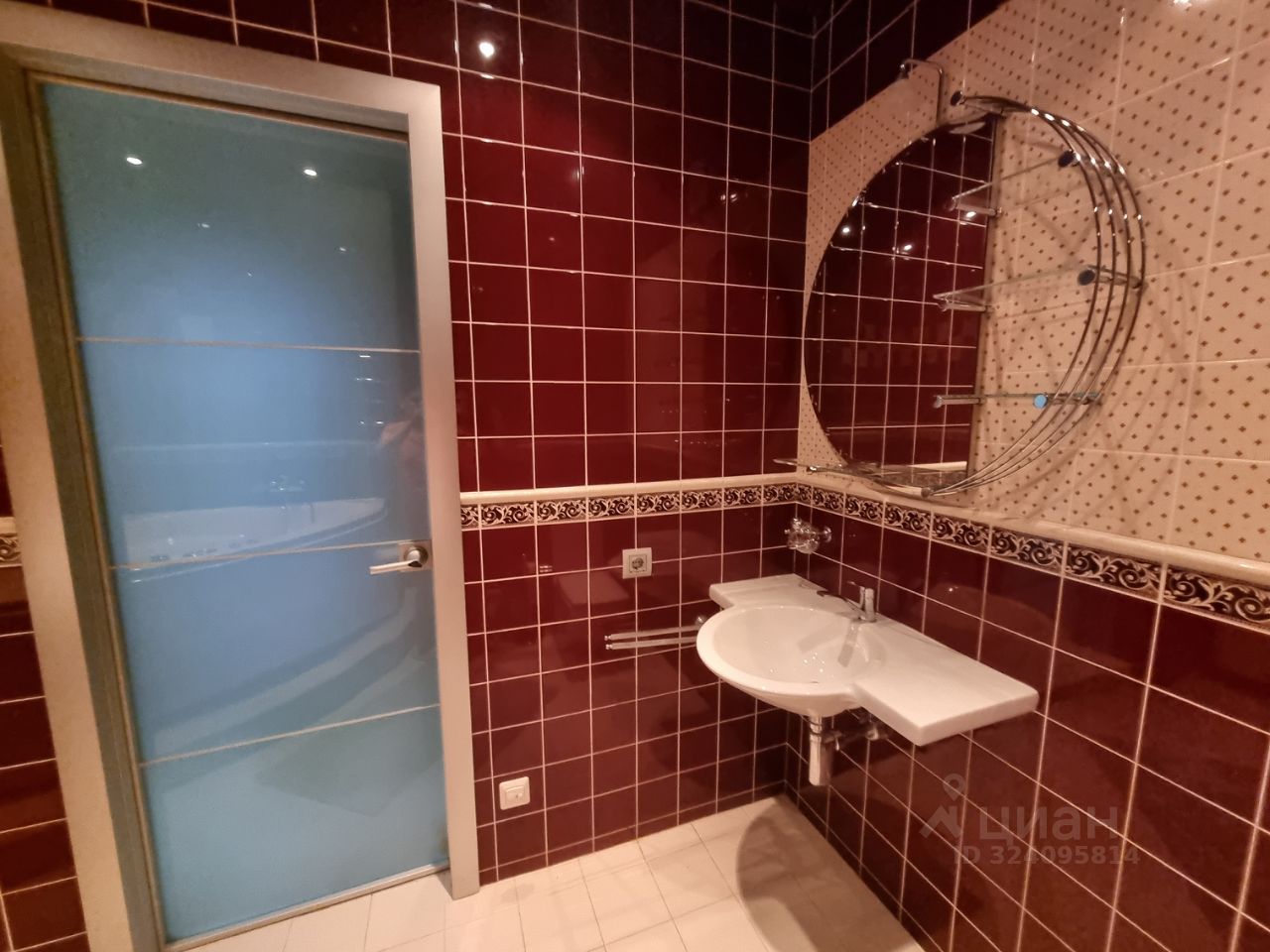 Аренда 4-комн квартиры на вторичном рынке Пятницкое шоссе, 6К7