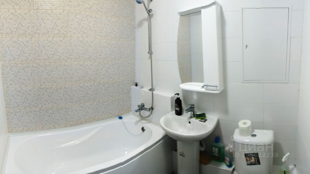 Продажа 2-комн квартиры на вторичном рынке Красногорск, улица Липовой Рощи, 1к3
