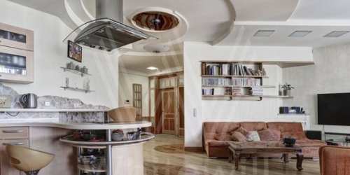 3-комн квартира улица Врубеля,  д. 8