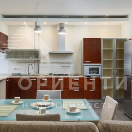 Продажа 3-комн квартиры на вторичном рынке Никитская М. ул,  д. 16/5