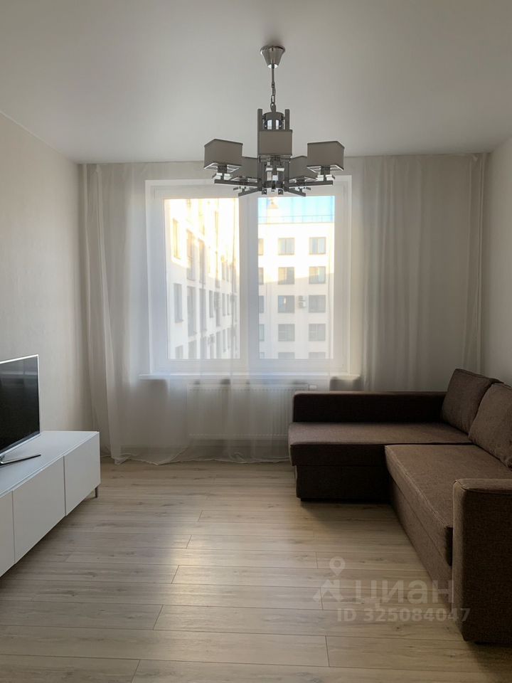 Продажа 3-комн квартиры на вторичном рынке Кременчугская улица, 17к2