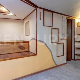 Продажа 3-комн квартиры на вторичном рынке ул Пилотов,  д. 18,  к. 4