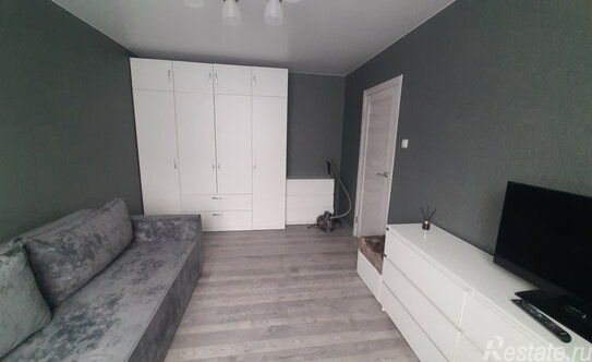 Аренда 1-комн квартиры на вторичном рынке ул Купчинская,  д. 6,  к. 2