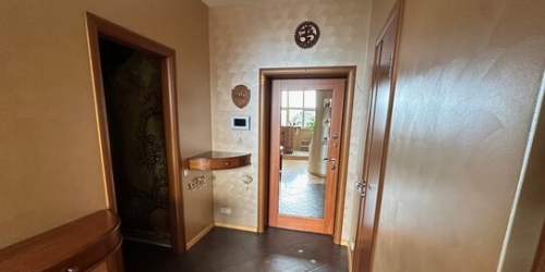 4-комн квартира улица Соловьиная Роща,  д. 9