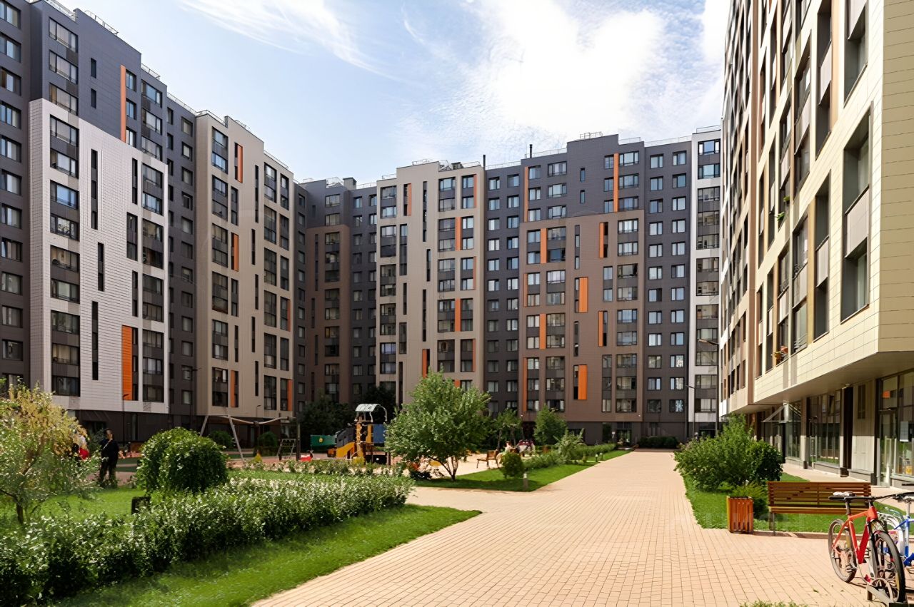 Продажа 2-комн квартиры на вторичном рынке Новолитовская улица, 10