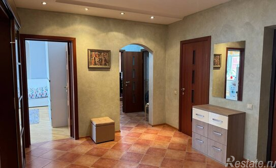 Продажа 3-комн квартиры на вторичном рынке Соколово-Мещерская улица,  д. 34