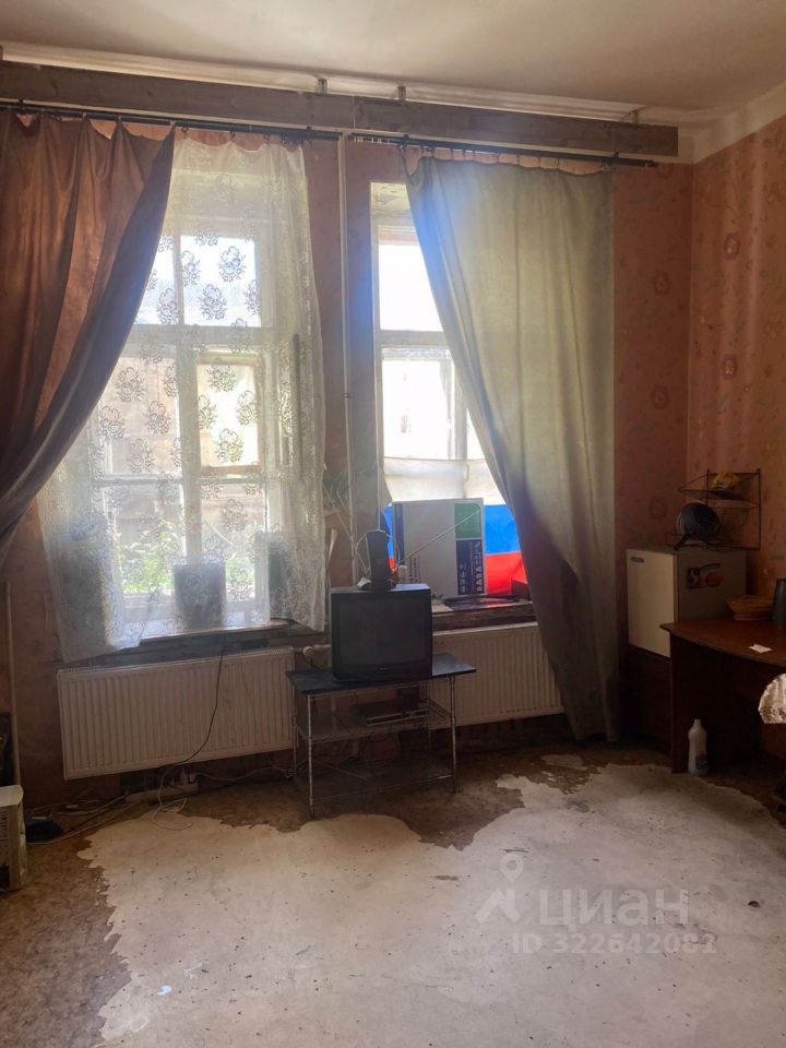 Продажа 1-комн квартиры на вторичном рынке Биржевая линия, 1/1Ж