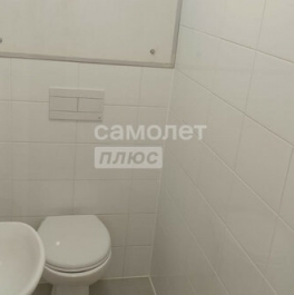 Продажа 4-комн квартиры на вторичном рынке Усачёва улица,  д. 64